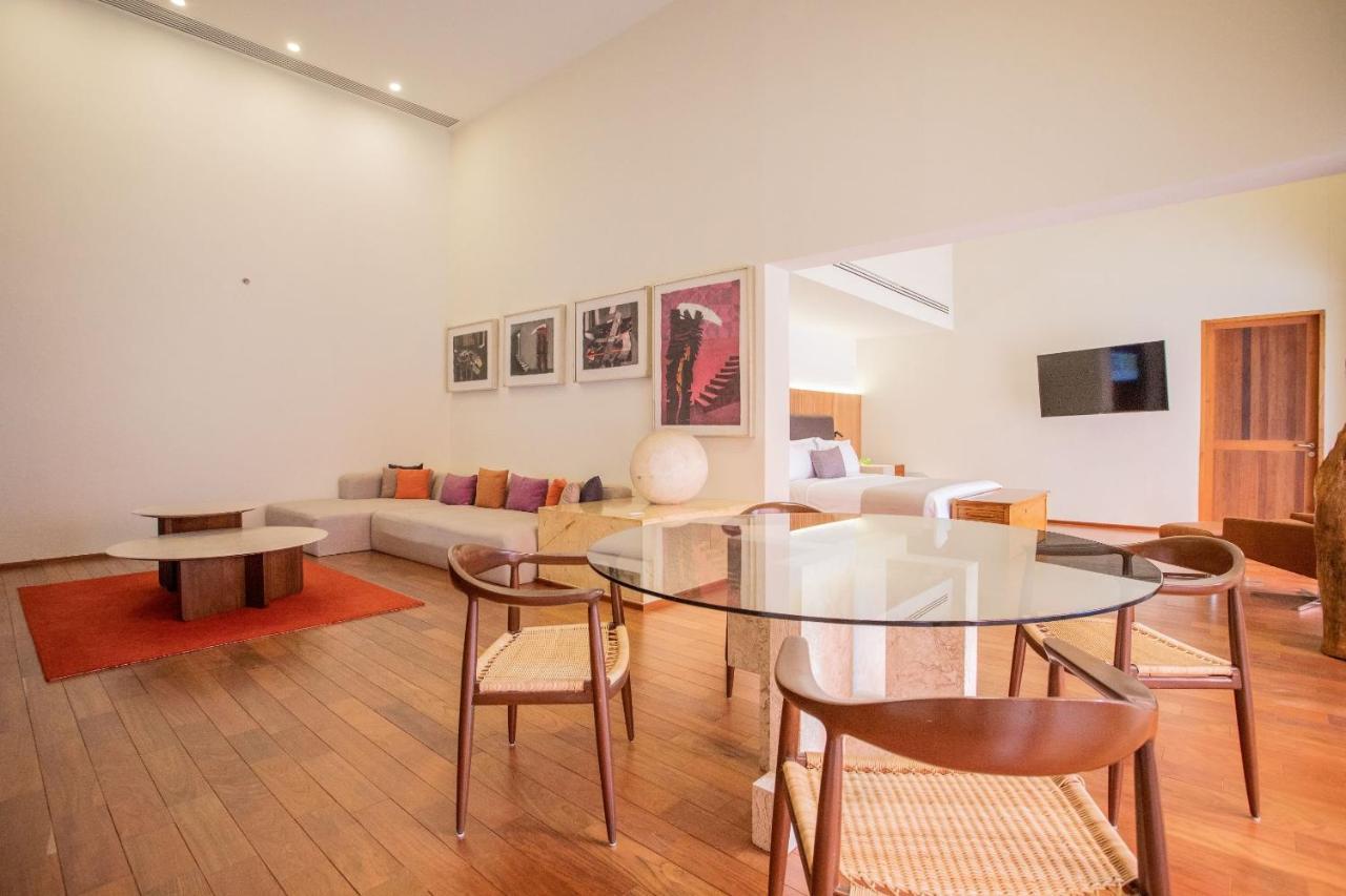 Hotel Camino Real Monterrey San Pedro Garza Garcia Zewnętrze zdjęcie A suite at the Park
